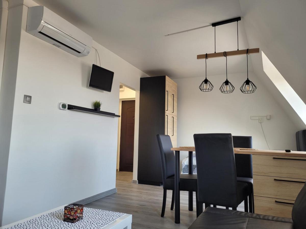 Apartament Pod Radiostacja -Gliwice Tarnogorska, Parking Free, Klimatyzacja Luaran gambar